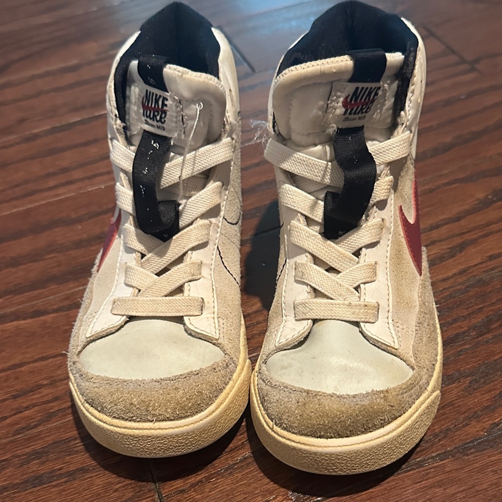 Nike Kids High-Top Sneakers - Cream and Red